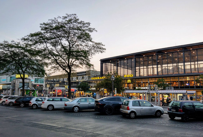 1df308455a1a4d80badcecc6c9984018